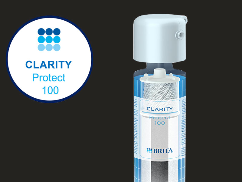 Darstellung des BRITA Clarity Protect 100 Wasserfilters mit Innenansicht und Produktlogo.